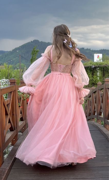 Rochie facuta pe comanda