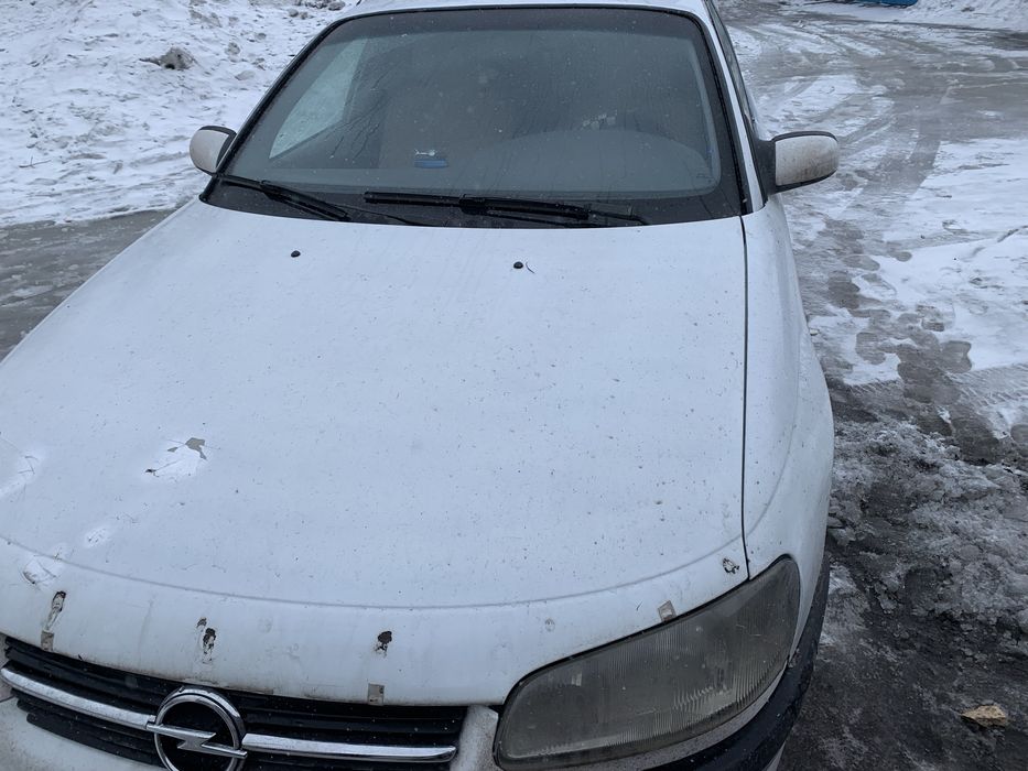 Капот Опель омега б