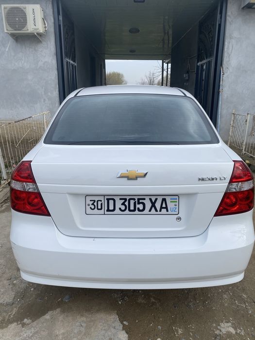 Nexia 3 sotiladi radnoy