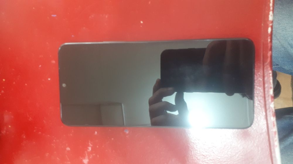 Redmi A3 yep yengi telefon