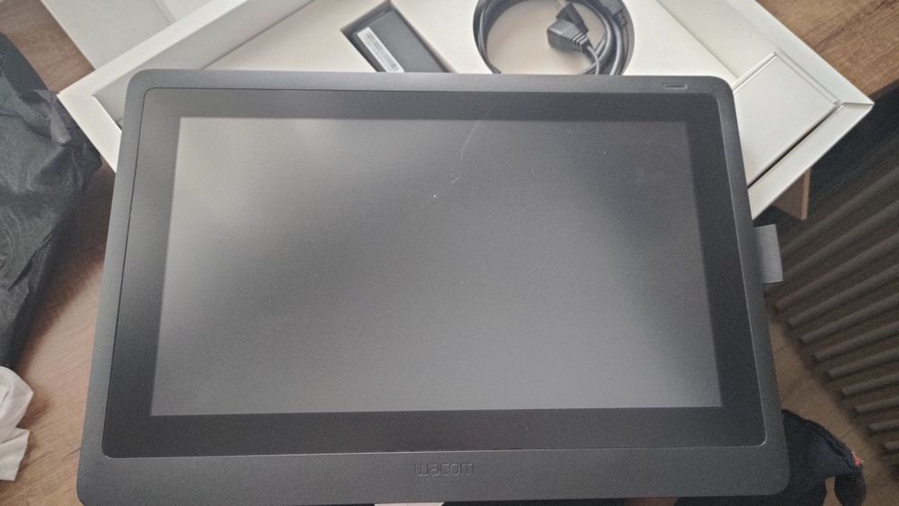 Tableta grafica Wacom Cintiq 16