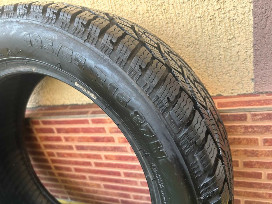 Anvelope  Stare  Noua   .  4   B UC . 195/ 55/ R16 / M + S  Noi