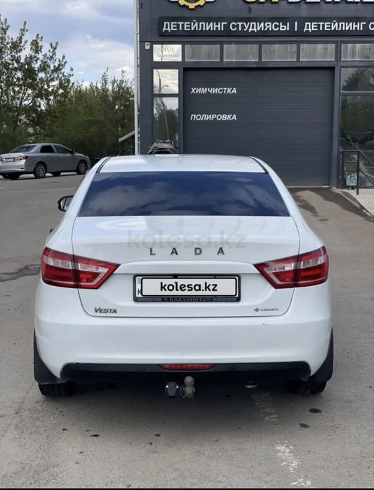 Лада Веста 2018 год