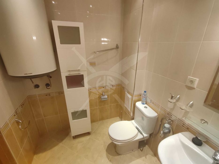 Продава се Тристаен апартамент в Варна, Галата - 158 кв.м за 1254 €/кв.м - Снимка #4