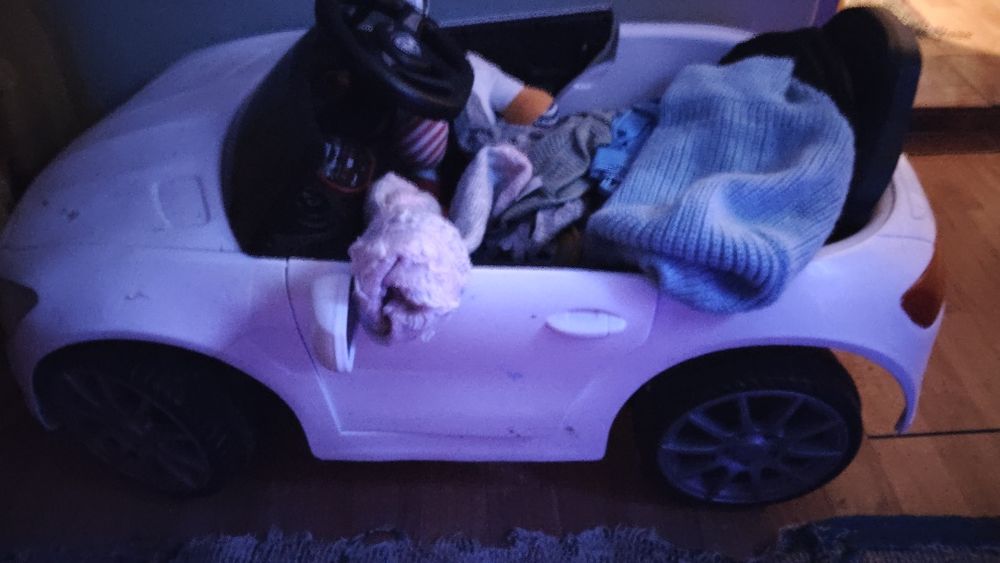 Mașinuță copii cu telecomanda