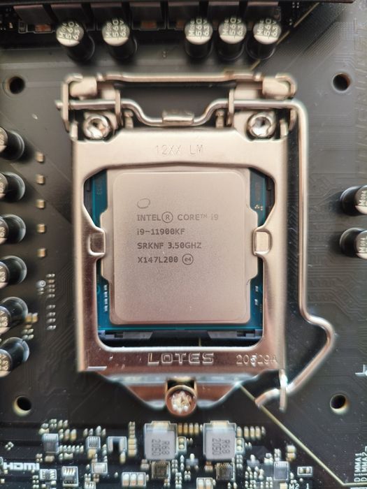 Комплект Процесор Intel i9 + Дънна платка MSI Z590 + RAM памет 32 GB