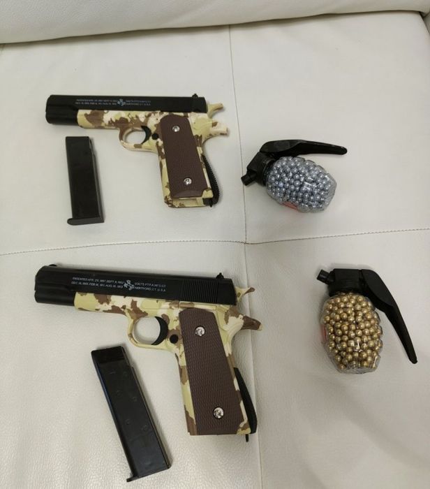 Set Pistol cu bile + bile cadou plastic abs