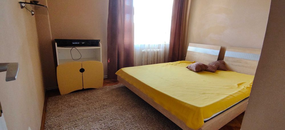 Apartament de inchiriat