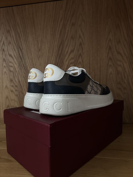 GG SUPREME authentic sneakers