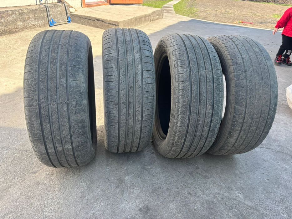 Продам резину на 16