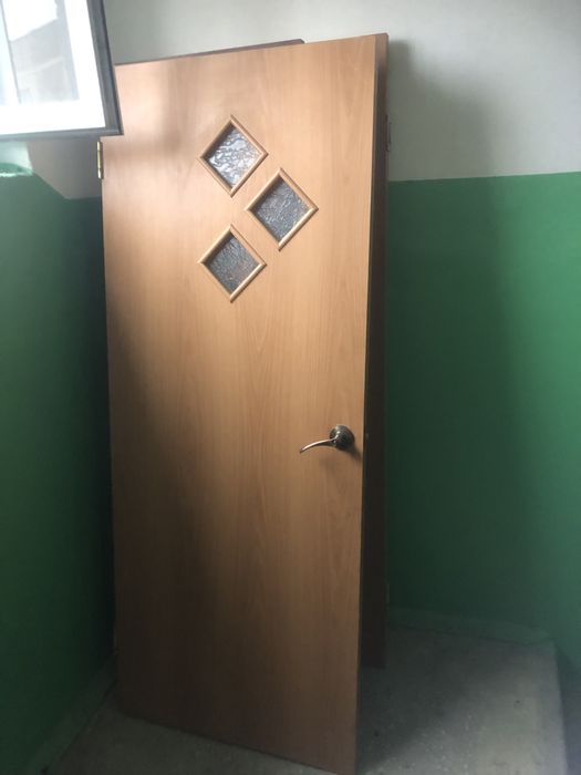 Есік сатылады жақсы жағдайда