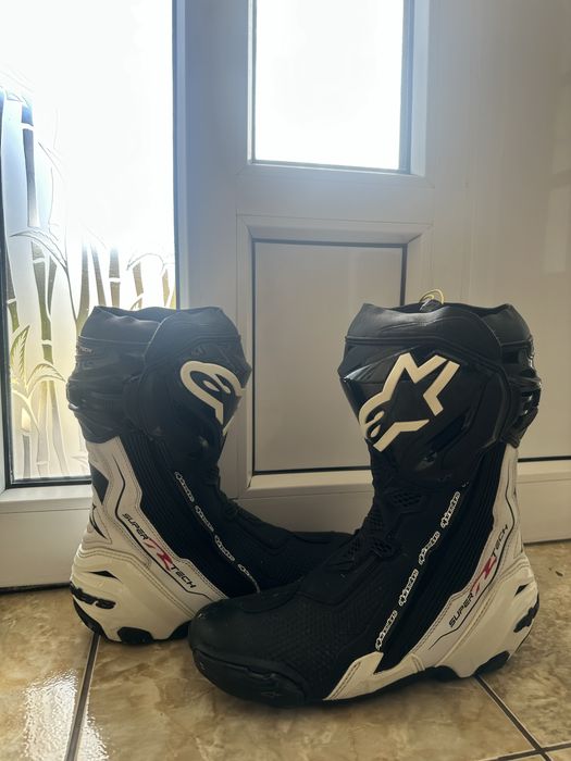 Alpinestars Supertech R Alb/Negru – stare foarte bună