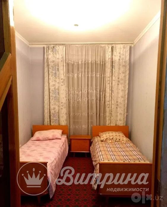 3 комнатная квартира в Яшнабадском районе рынок Кадышева