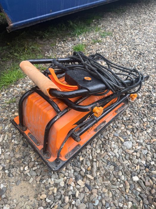 Talpa compactoare electrica