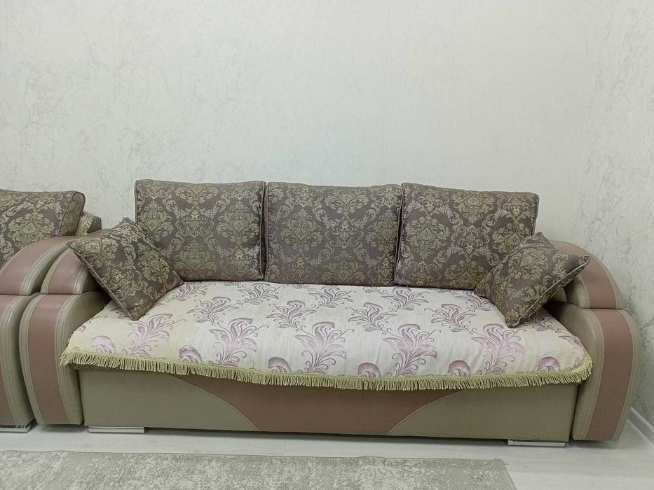 Продам комплект уголок