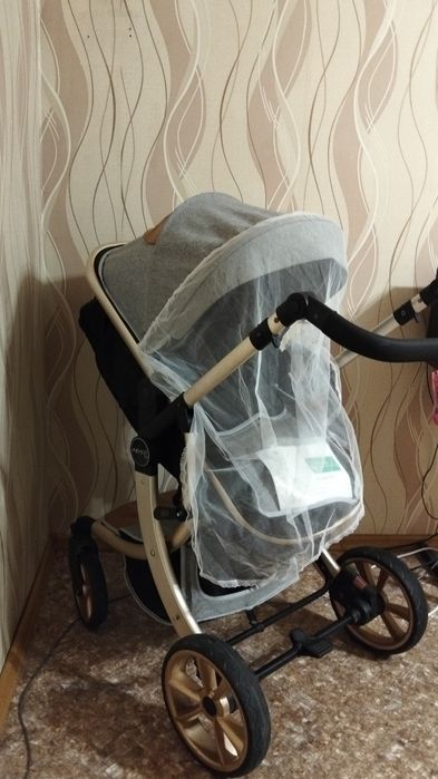 Продается Коляска детская