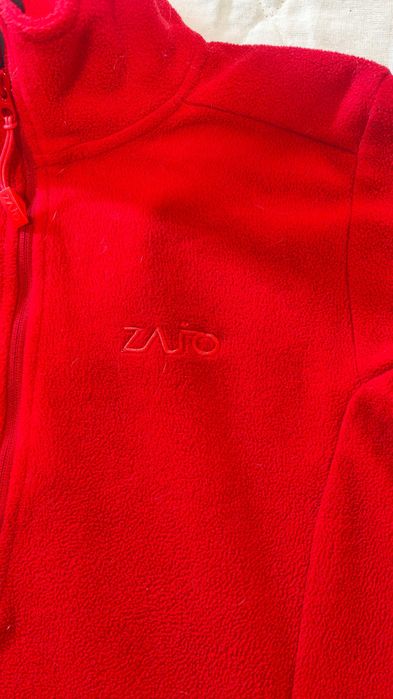 Zajo полар, червен