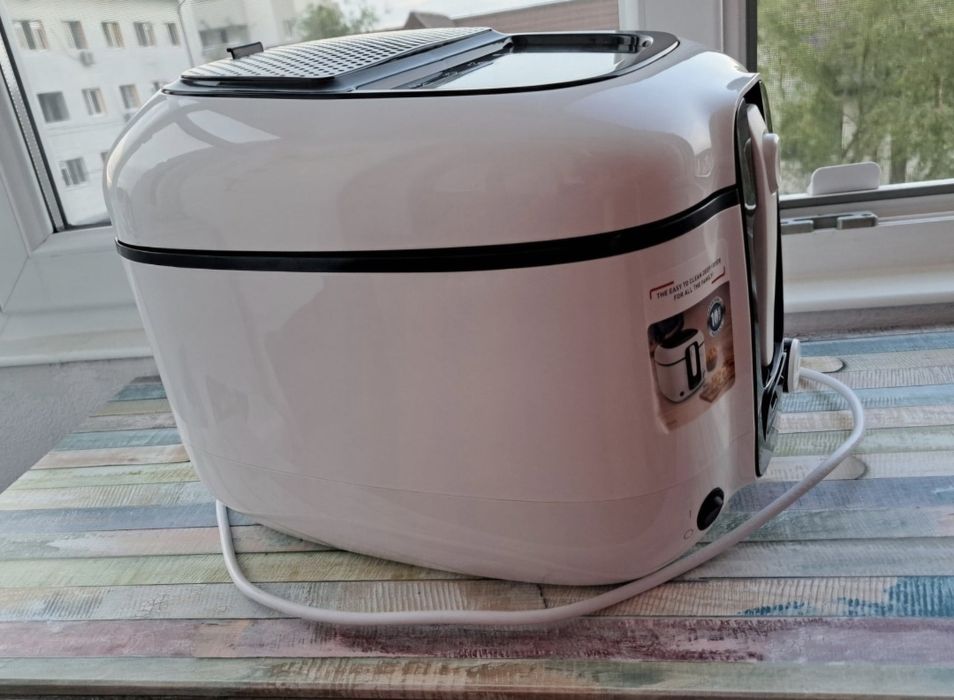 Friteuza Tefal Super Uno FR314030