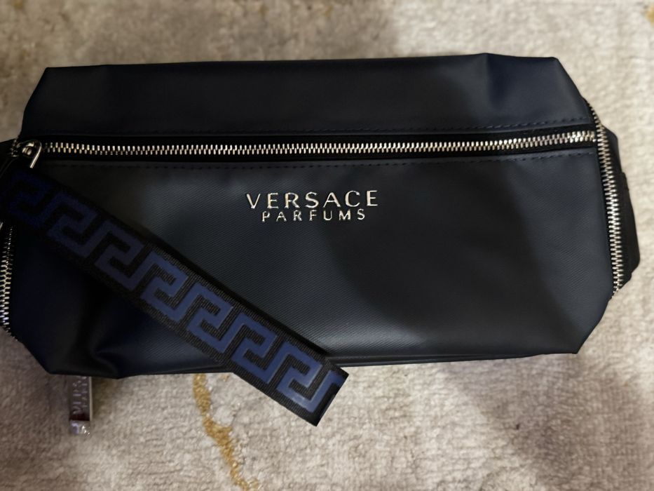 Оригинална чанта Versace Parfums – Спешна продажба за 100 лв!