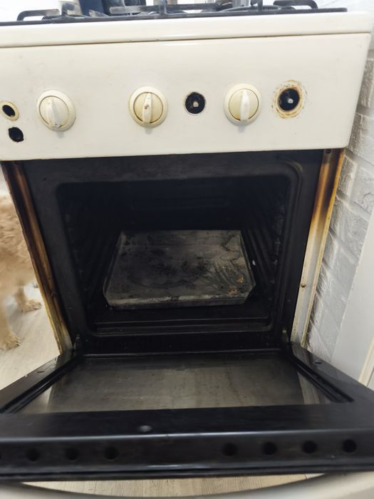 Продам Газовую плиту