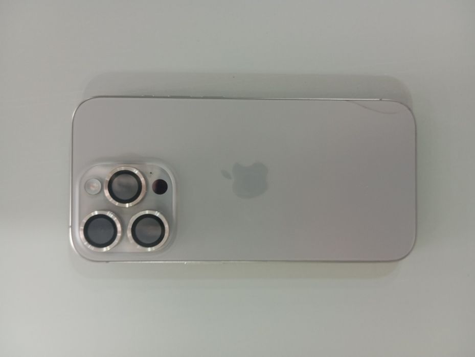 iPhone 15pro 256