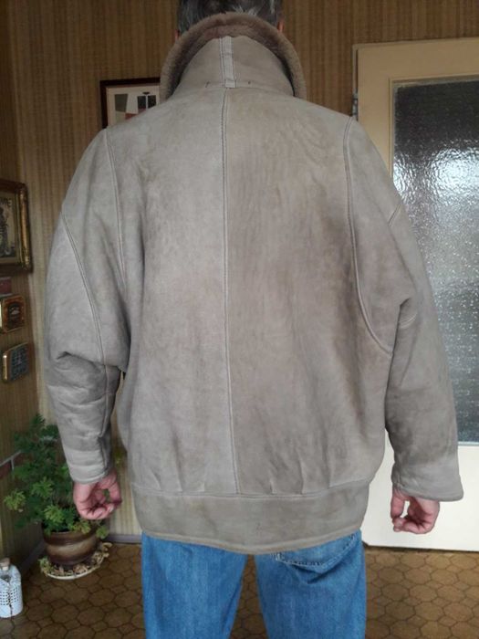 Луксозно палто от бизъм, сем. норки. Кожух унисекс реглан ръкави.