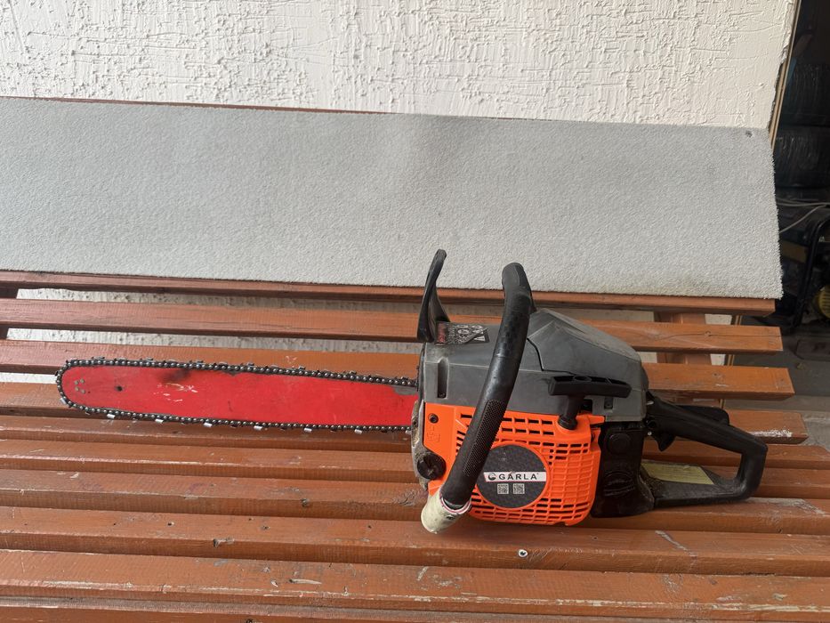 Продам бензопилу