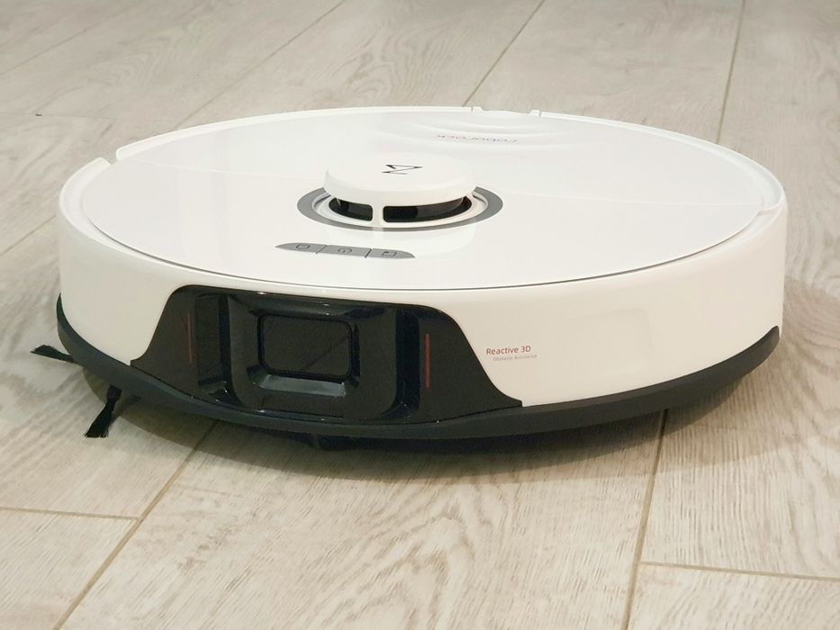 Roborock S8 Alb - Ca NOU (doar 5 ore utilizare)