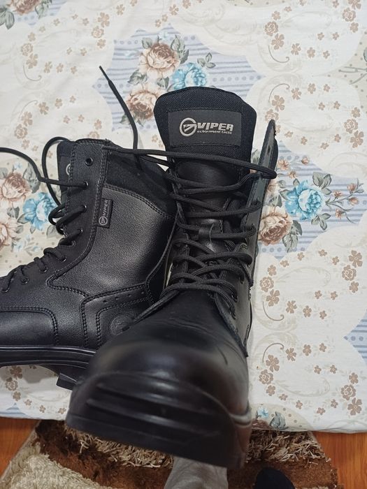 Bocanci tactici Viper!
