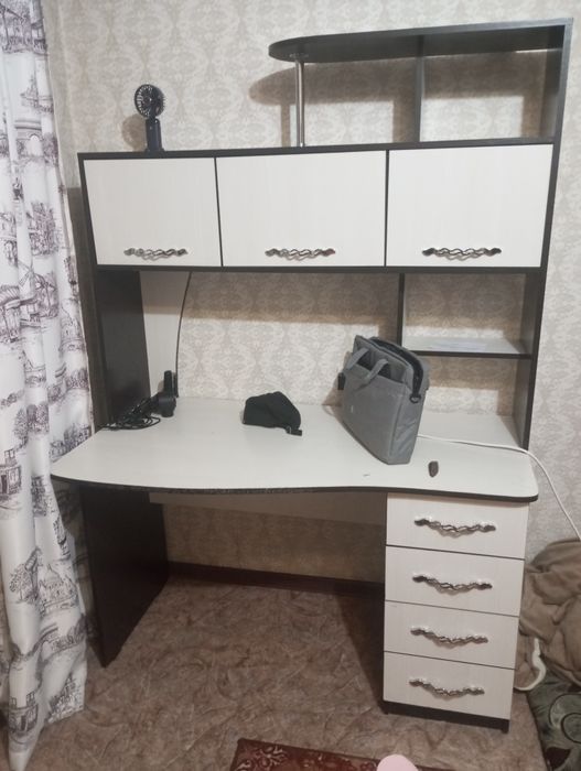 Стол для школьника