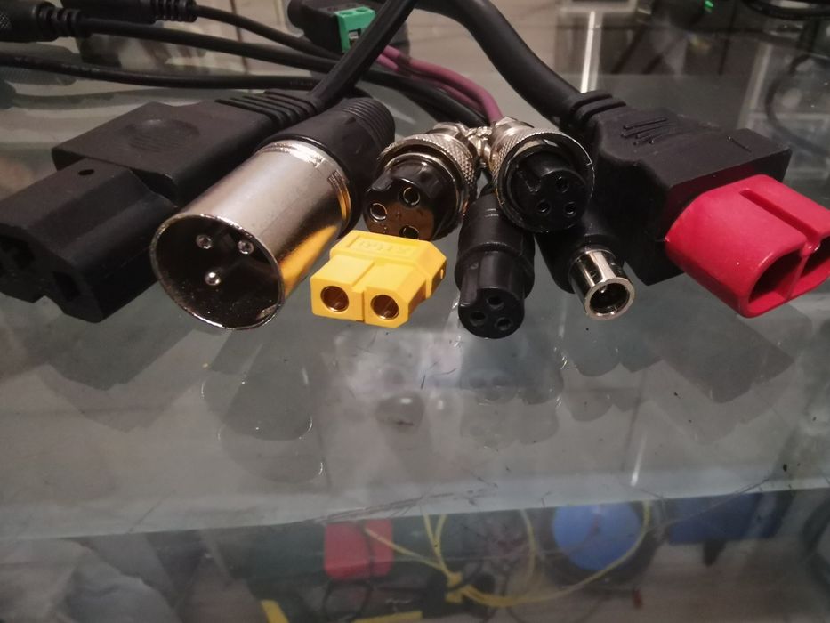 Incarcator trotineta bicicleta 12v 24v,29v 42v 48v 54.6v 58.8v 67.2v