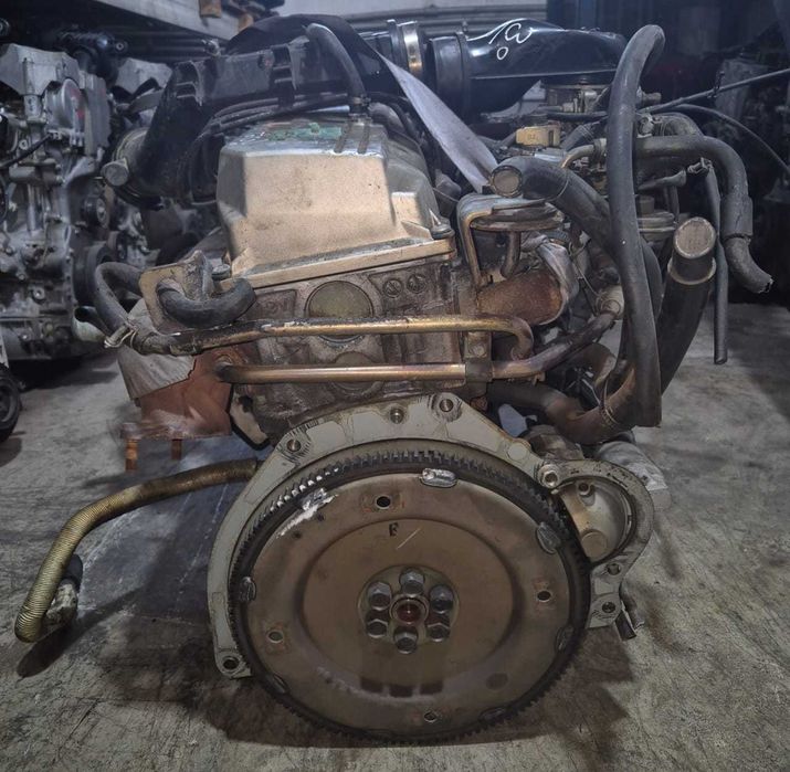 TitanAuto Nissan RB20 2.0л двигатель