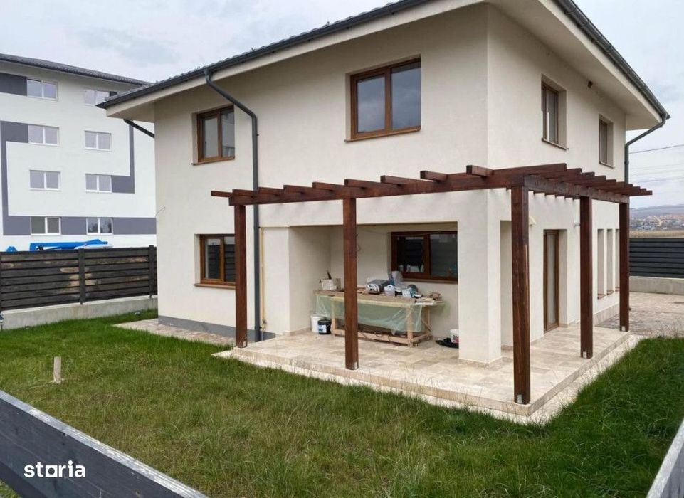Casa individuala, 5 camere, 120 mp, teren 325 mp, Apahida