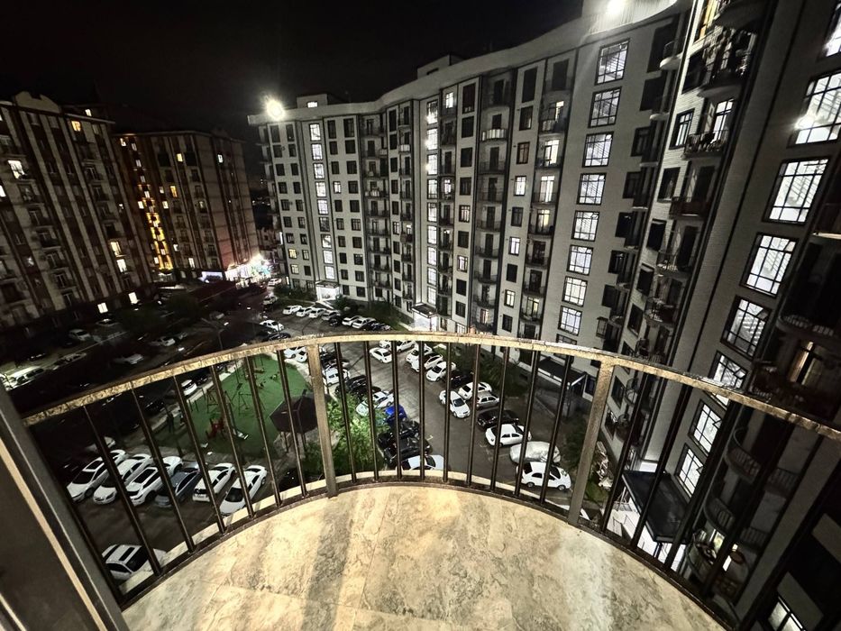 Срочно Продам 2х-ком на жк. China House Яшнабад