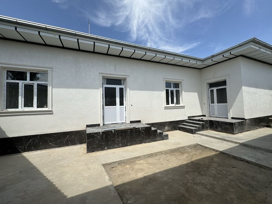 Uy sotiladi 4xona 2,2 sotix