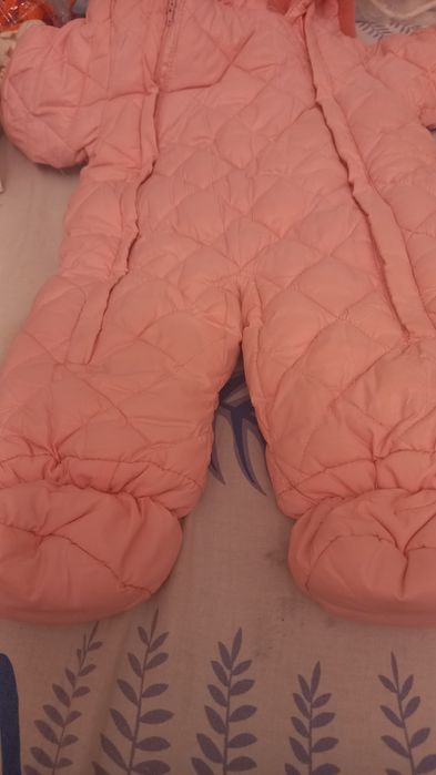 Весенний комбинезон на девочку