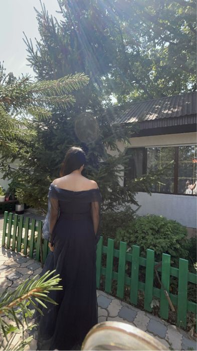 Продам синее платье