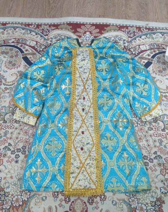 Продам новогодний костюм царя