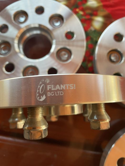 Преходни фланци от 5х112 към 5х100