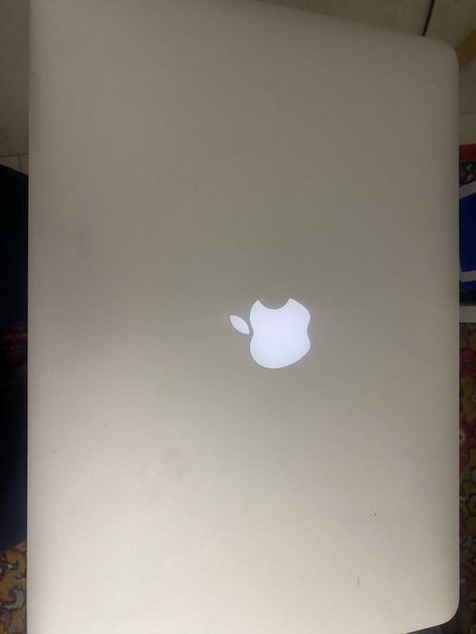 Macbook 15.6 retina