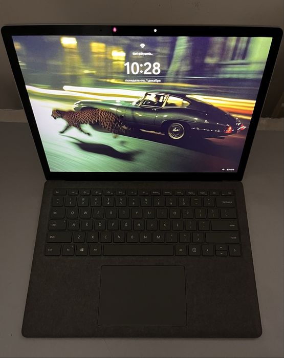 Sotiladi: Microsoft Surface Laptop 4