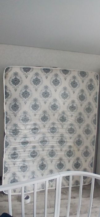 Отдам матрас бесплатно б/ самовызов