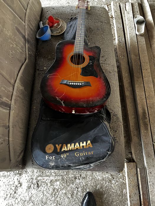 Гитара Yamaha vip