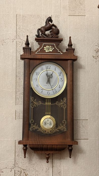 Настенные часы Takashi Japan Chime & Strike Quartz