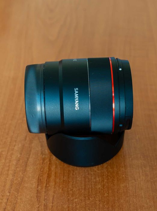 Samyang AF 35mm f/1.8 Sony FE ca nou