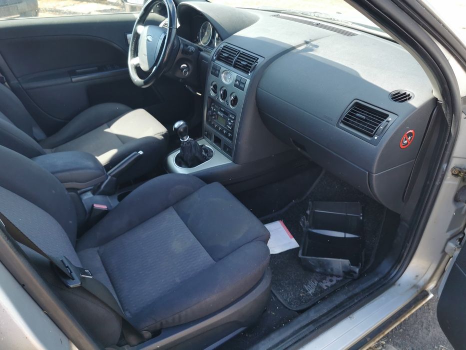 Форд Мондео 2.0 ТДЦИ 115К.С НА ЧАСТИ