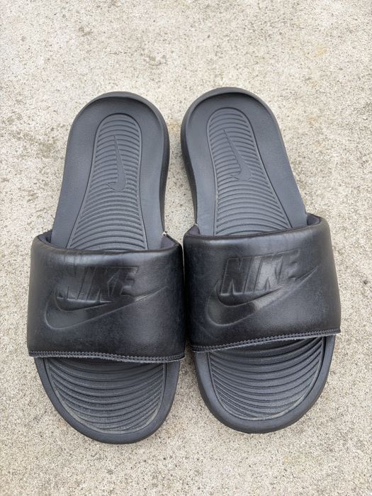 Slapi Nike  marime 42