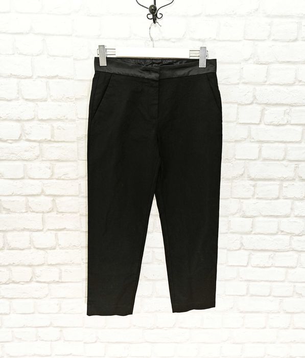 Moncler Оригинален дамски панталон размер 42