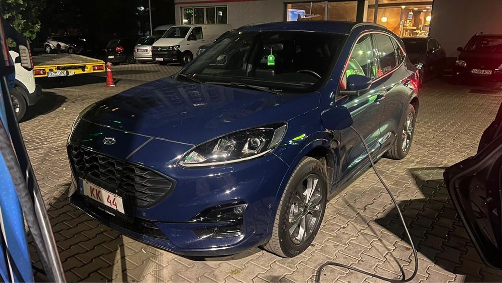 Ford Kuga ST line hybrid