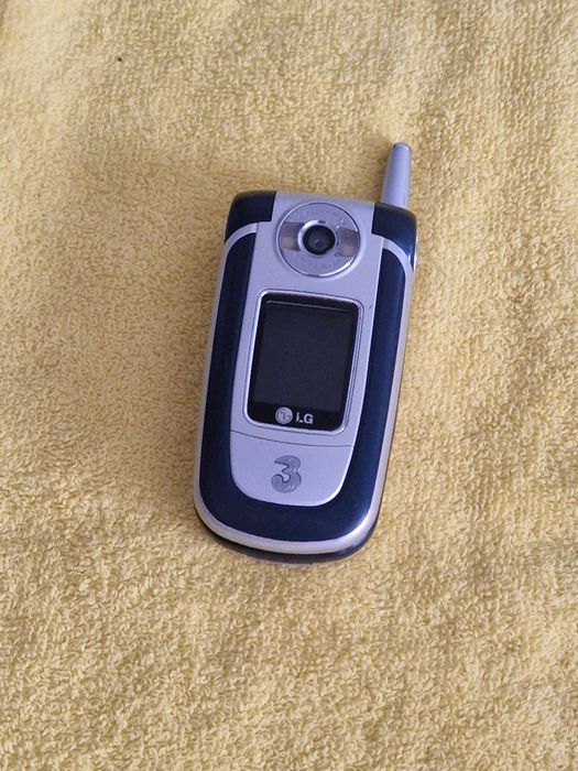 Telefon lg U8380